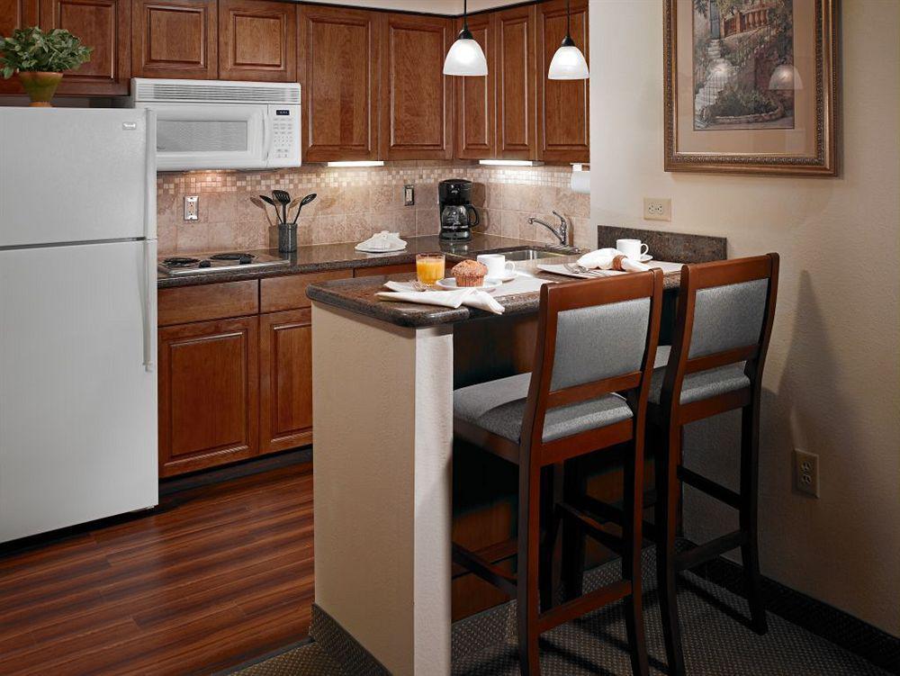 Staybridge Suites Harrisburg-Hershey By Ihg Bilik gambar